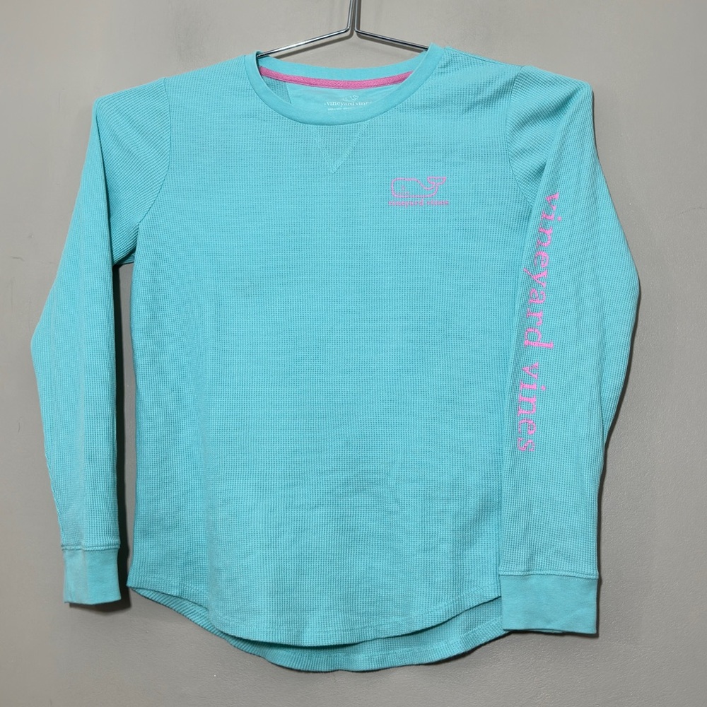 Vineyard Vines || woman’s long sleeve tee size Medium - Picture 5 of 8